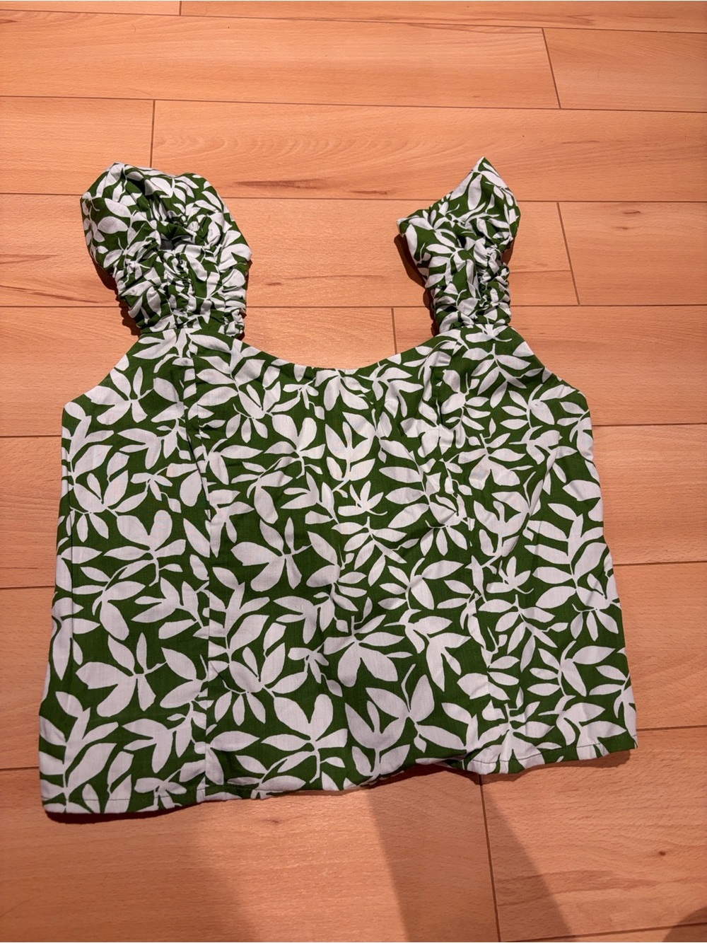 Abercrombie & Fitch Green and White Leaf-Print Ruffle Strap Crop top